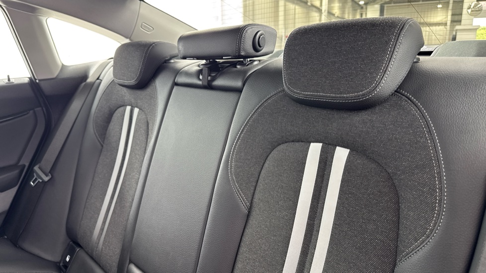 BMW 2 Series 218i [136] Sport 4dr DCT [Live Cockpit Prof] Petrol Saloon - Image 36