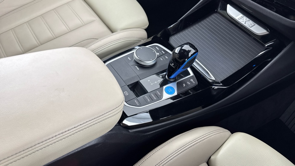 BMW iX3 210kW M Sport Pro 80kWh 5dr Auto Electric Estate - Image 10