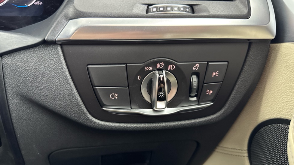 BMW iX3 210kW M Sport Pro 80kWh 5dr Auto Electric Estate - Image 53
