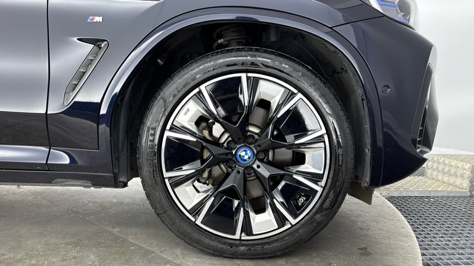 BMW iX3 210kW M Sport Pro 80kWh 5dr Auto Electric Estate - Image 14