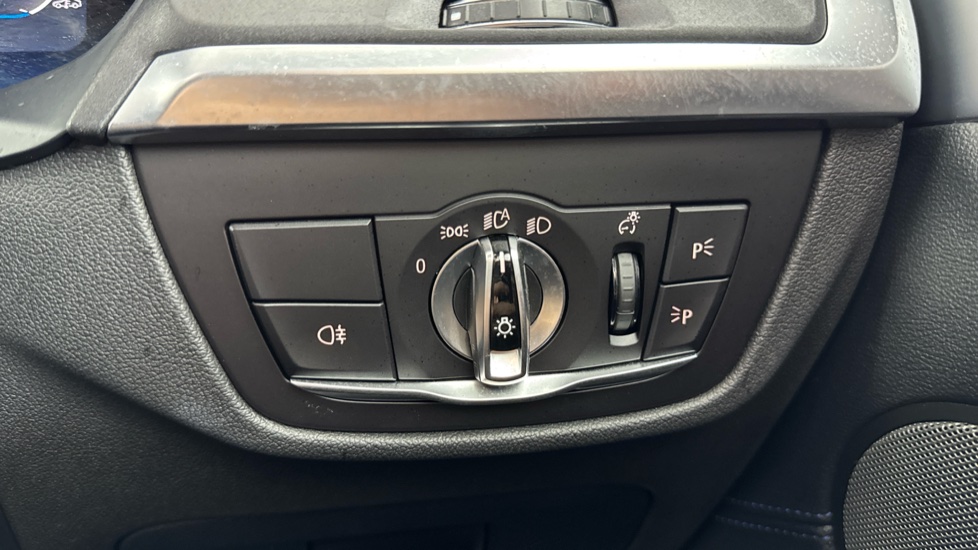 BMW iX3 210kW M Sport Pro 80kWh 5dr Auto Electric Estate - Image 20