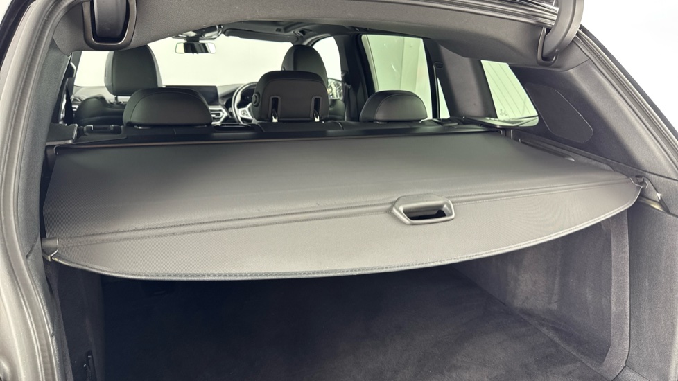 BMW iX3 210kW M Sport Pro 80kWh 5dr Auto Electric Estate - Image 24