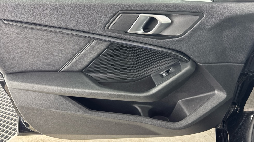 BMW 2 Series 218i Sport 4dr DCT Petrol Saloon - Image 30