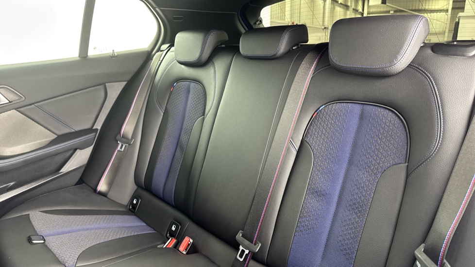 BMW 1 Series 118i [136] M Sport 5dr [Live Cockpit Pro/Pro pk] Petrol Hatchback - Image 12