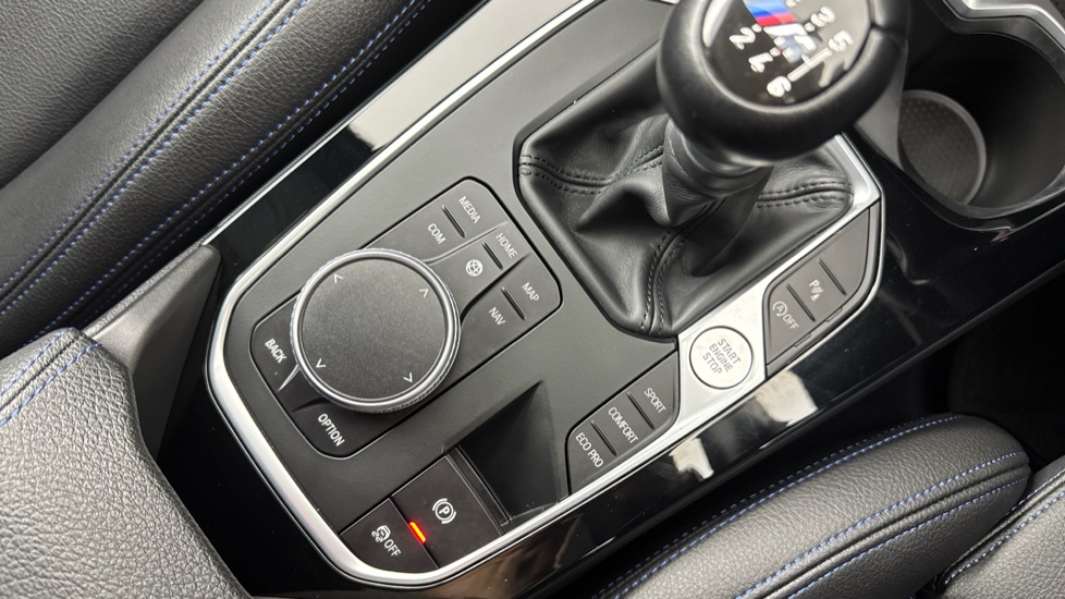 BMW 1 Series 118i [136] M Sport 5dr [Live Cockpit Pro/Pro pk] Petrol Hatchback - Image 19