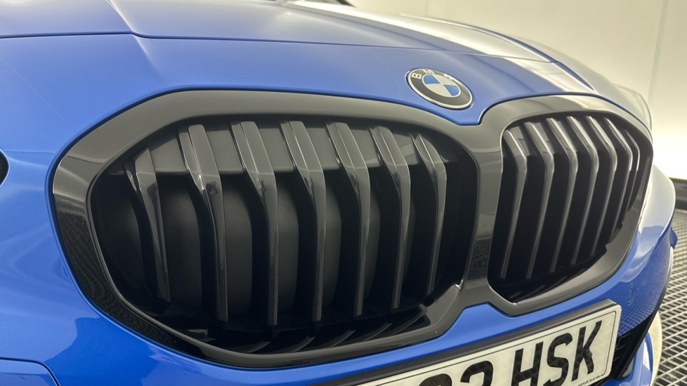 BMW 1 Series 118i [136] M Sport 5dr [Live Cockpit Pro/Pro pk] Petrol Hatchback - Image 30