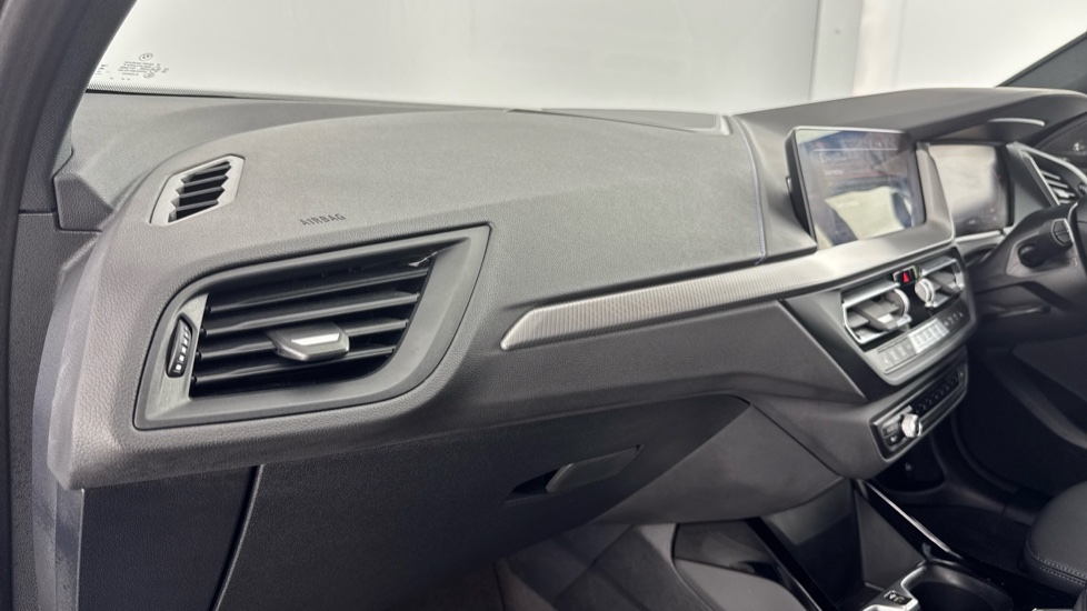 BMW 1 Series 118i [136] M Sport 5dr [Live Cockpit Pro/Pro pk] Petrol Hatchback - Image 33