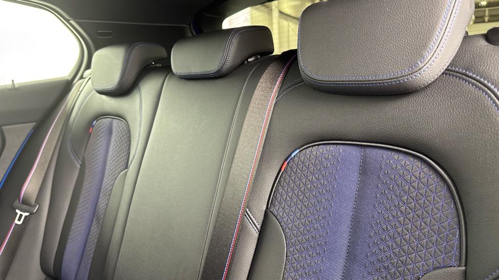 BMW 1 Series 118i [136] M Sport 5dr [Live Cockpit Pro/Pro pk] Petrol Hatchback - Image 37