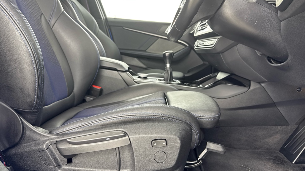 BMW 1 Series 118i [136] M Sport 5dr [Live Cockpit Pro/Pro pk] Petrol Hatchback - Image 40