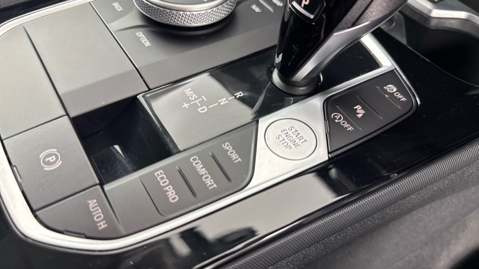 BMW 2 Series 218i Sport 4dr DCT Petrol Saloon - Image 19