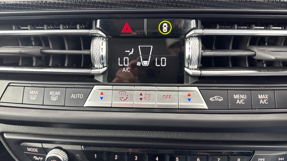 BMW 2 Series 218i Sport 4dr DCT Petrol Saloon - Image 24