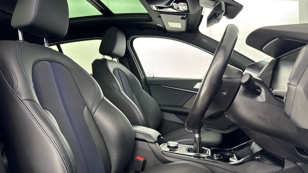 BMW 1 Series 118i M Sport 5dr Step Auto Petrol Hatchback - Image 11