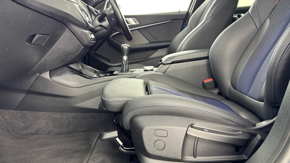 BMW 1 Series 118i M Sport 5dr Step Auto Petrol Hatchback - Image 31