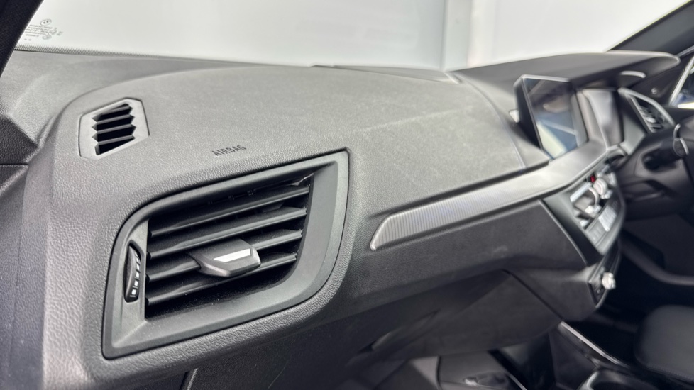BMW 1 Series 118i M Sport 5dr Step Auto Petrol Hatchback - Image 32