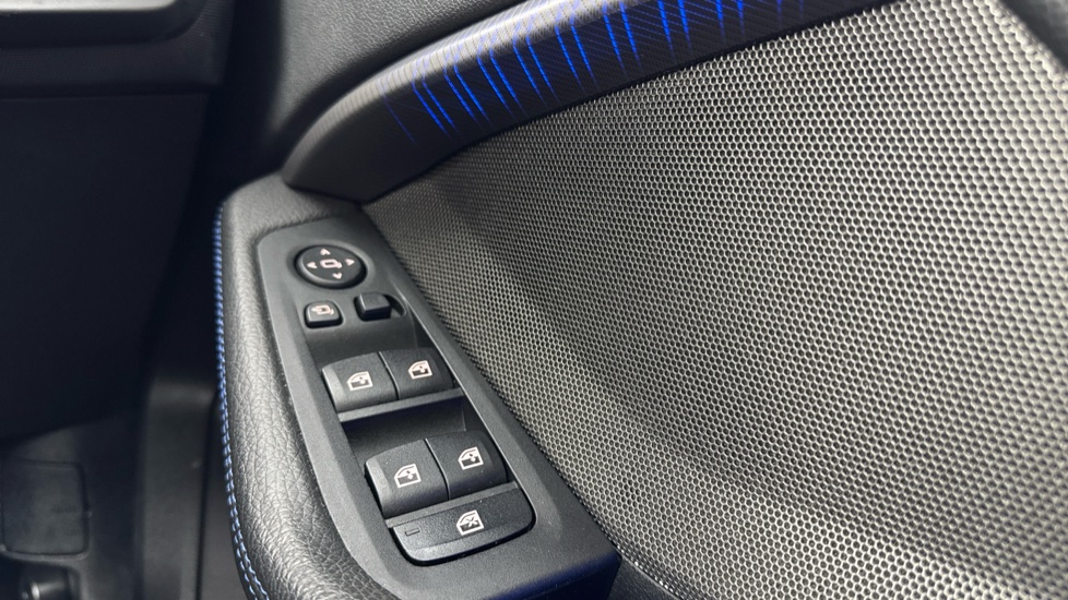 BMW 1 Series 118i M Sport 5dr Step Auto Petrol Hatchback - Image 47