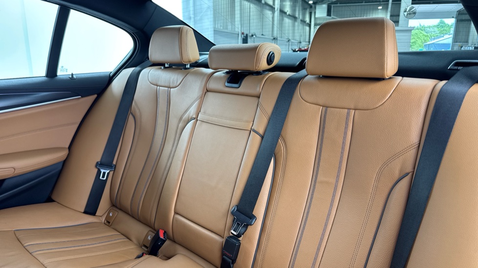 BMW 5 Series 520d MHT M Sport 4dr Step Auto Diesel Saloon - Image 12