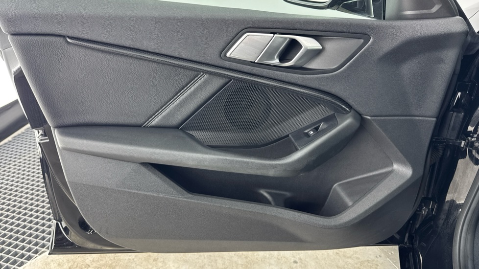 BMW 2 Series 218i Sport 4dr DCT Petrol Saloon - Image 30