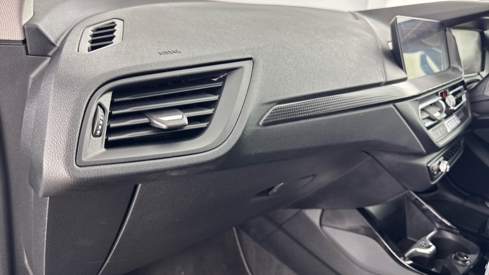 BMW 2 Series 218i Sport 4dr DCT Petrol Saloon - Image 32