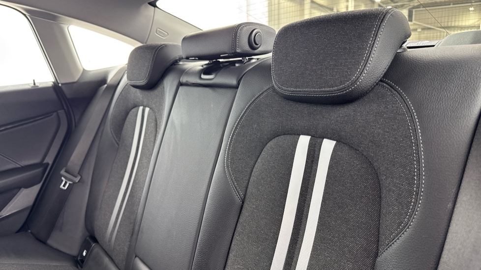 BMW 2 Series 218i Sport 4dr DCT Petrol Saloon - Image 37