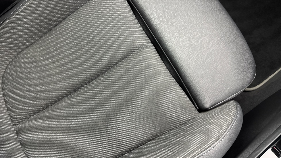 BMW 2 Series 218i Sport 4dr DCT Petrol Saloon - Image 43