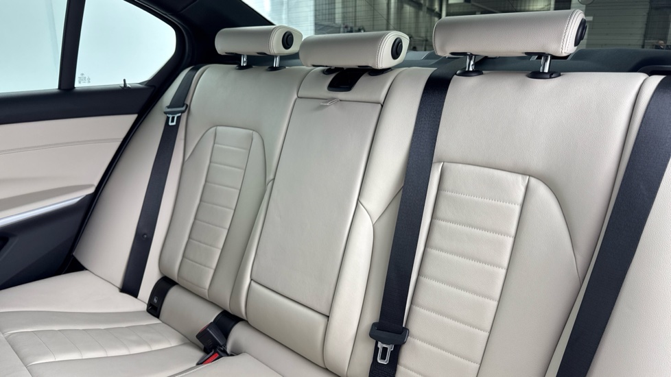 BMW 3 Series 330e M Sport 4dr Step Auto Saloon - Image 12