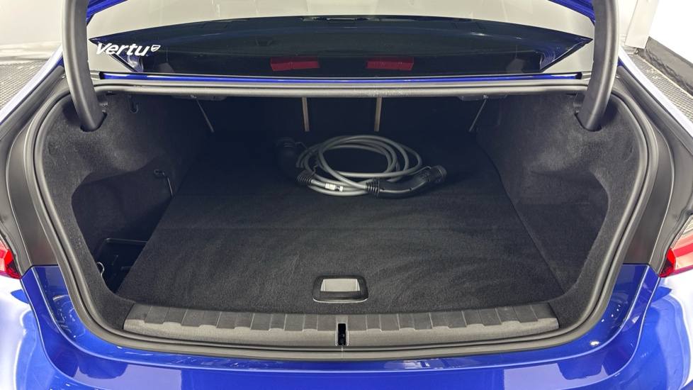 BMW 3 Series 330e M Sport 4dr Step Auto Saloon - Image 13