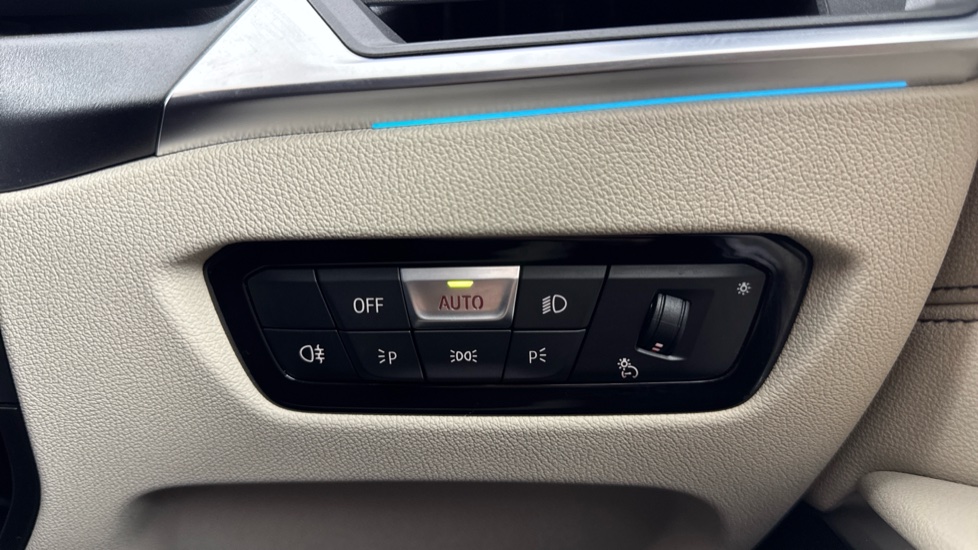 BMW 3 Series 330e M Sport 4dr Step Auto Saloon - Image 20