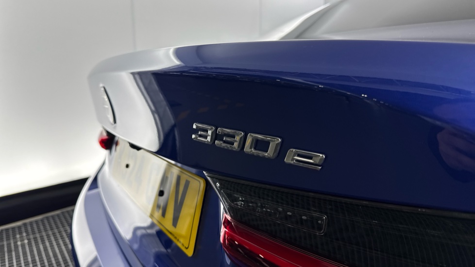 BMW 3 Series 330e M Sport 4dr Step Auto Saloon - Image 24