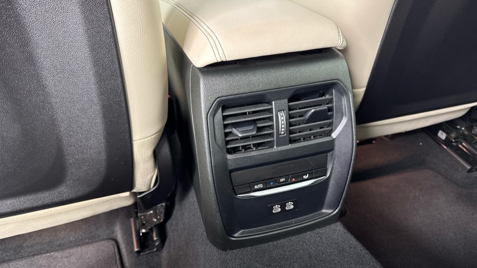 BMW 3 Series 330e M Sport 4dr Step Auto Saloon - Image 40