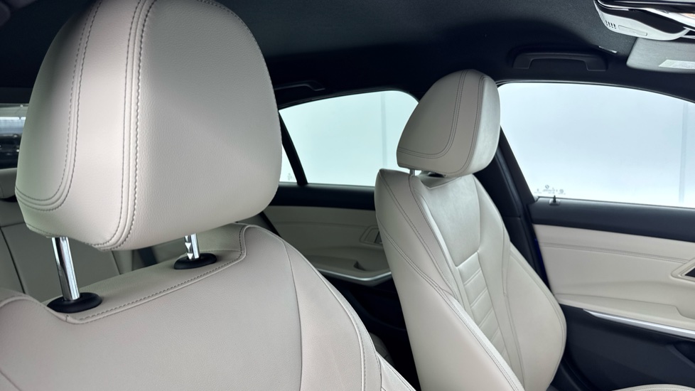 BMW 3 Series 330e M Sport 4dr Step Auto Saloon - Image 44