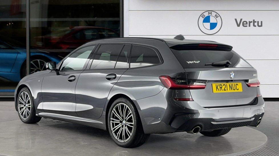 BMW 3 Series 320i M Sport 5dr Step Auto Petrol Estate - Image 2
