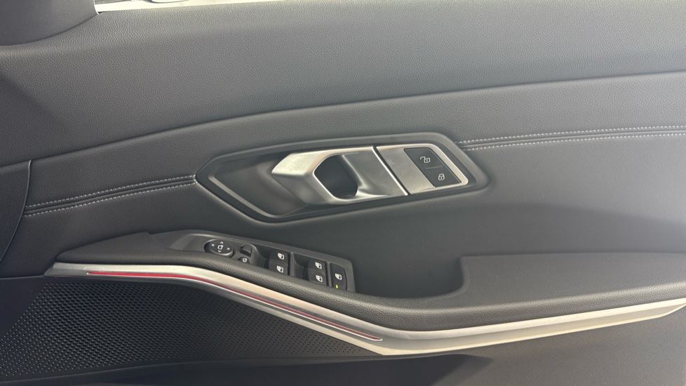 BMW 3 Series 320i M Sport 5dr Step Auto Petrol Estate - Image 20