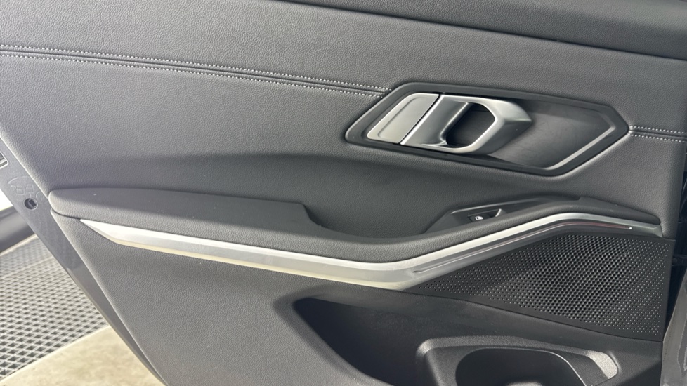 BMW 3 Series 320i M Sport 5dr Step Auto Petrol Estate - Image 54