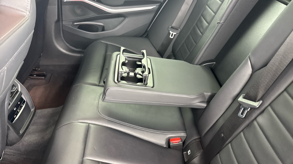 BMW 3 Series 320i M Sport 5dr Step Auto Petrol Estate - Image 57