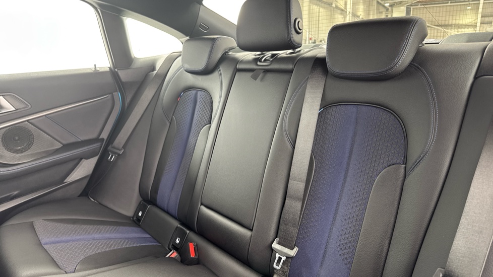 BMW 2 Series 218i [136] M Sport 4dr Petrol Saloon - Image 12