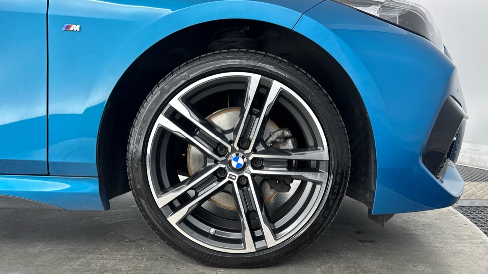 BMW 2 Series 218i [136] M Sport 4dr Petrol Saloon - Image 14