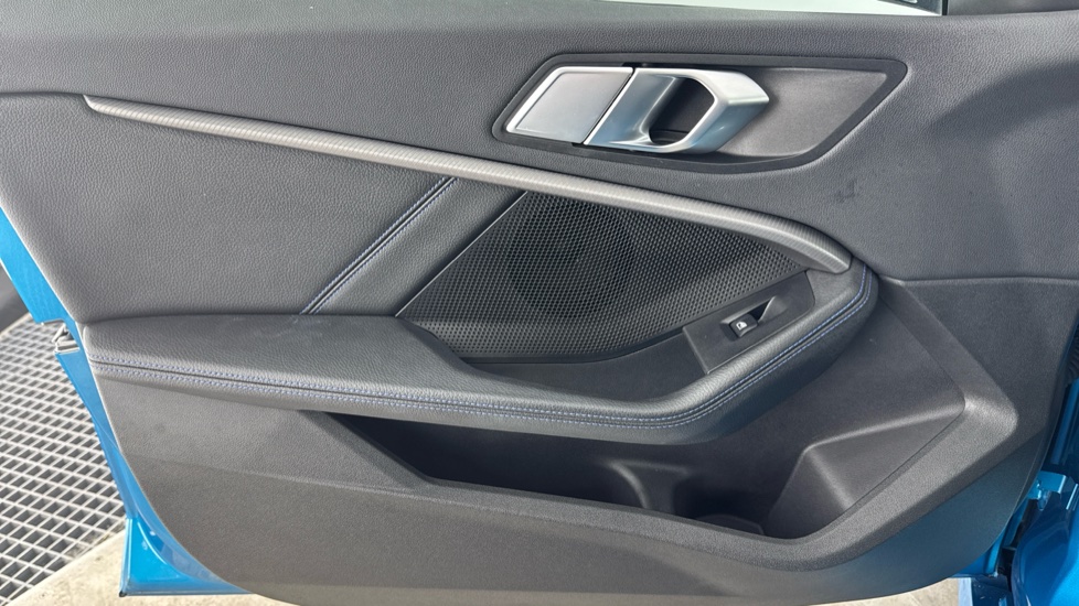BMW 2 Series 218i [136] M Sport 4dr Petrol Saloon - Image 31