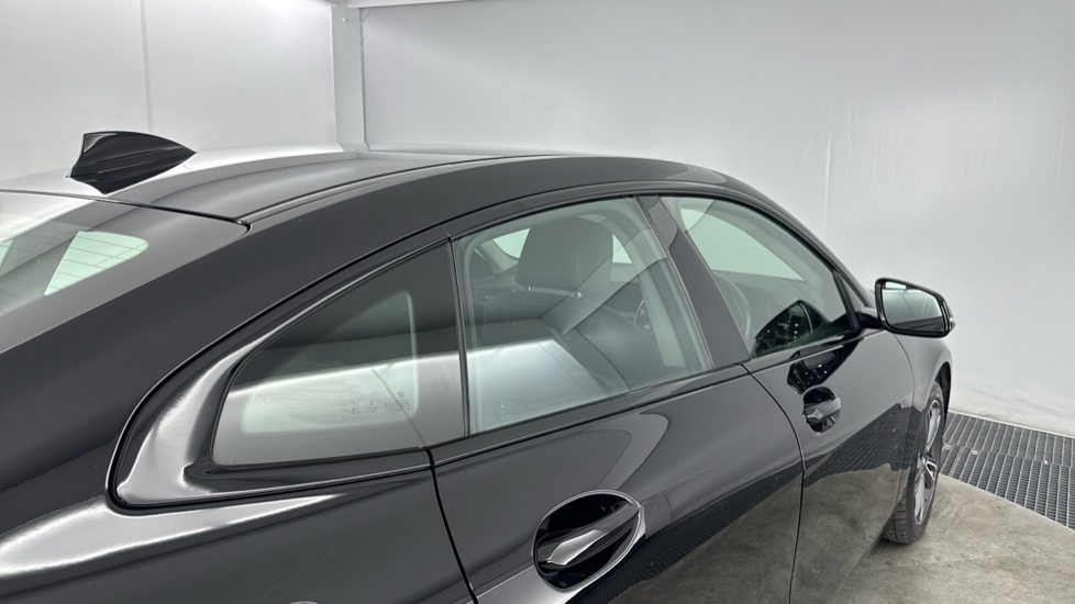 BMW 2 Series 218i [136] Sport 4dr DCT Petrol Saloon - Image 27