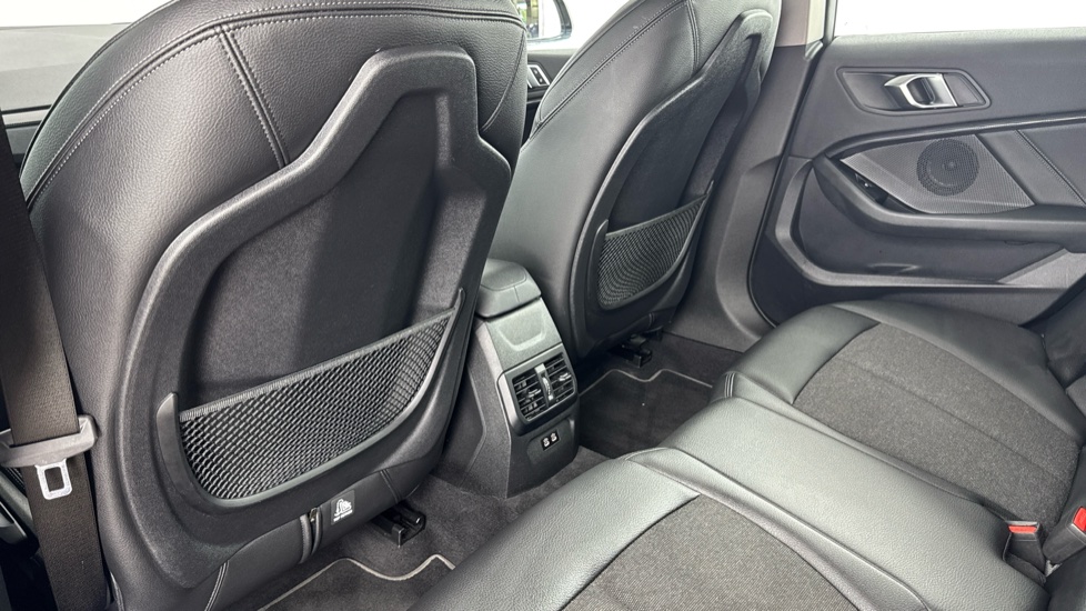 BMW 2 Series 218i [136] Sport 4dr DCT Petrol Saloon - Image 35