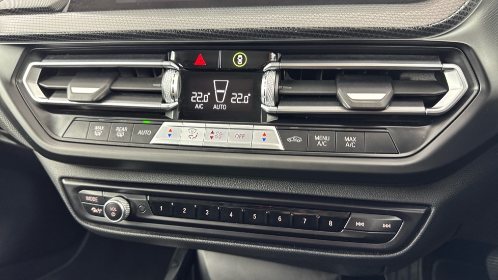 BMW 2 Series 218i [136] Sport 4dr DCT Petrol Saloon - Image 46