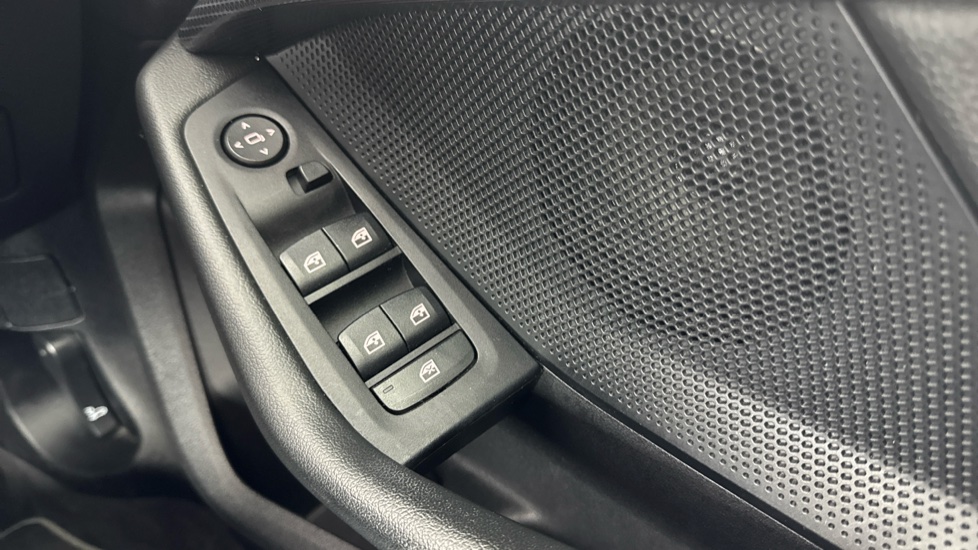 BMW 2 Series 218i [136] Sport 4dr DCT Petrol Saloon - Image 50