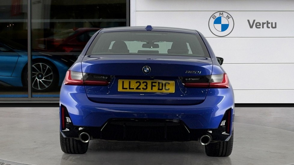 BMW 3 Series 320i M Sport 4dr Step Auto Petrol Saloon - Image 15