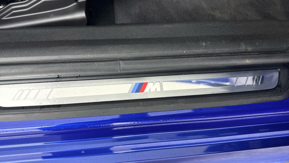 BMW 3 Series 320i M Sport 4dr Step Auto Petrol Saloon - Image 44