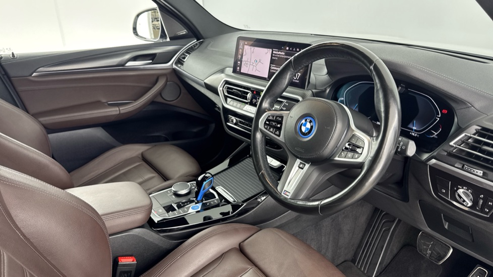 BMW iX3 210kW M Sport Pro 80kWh 5dr Auto Electric Estate - Image 6