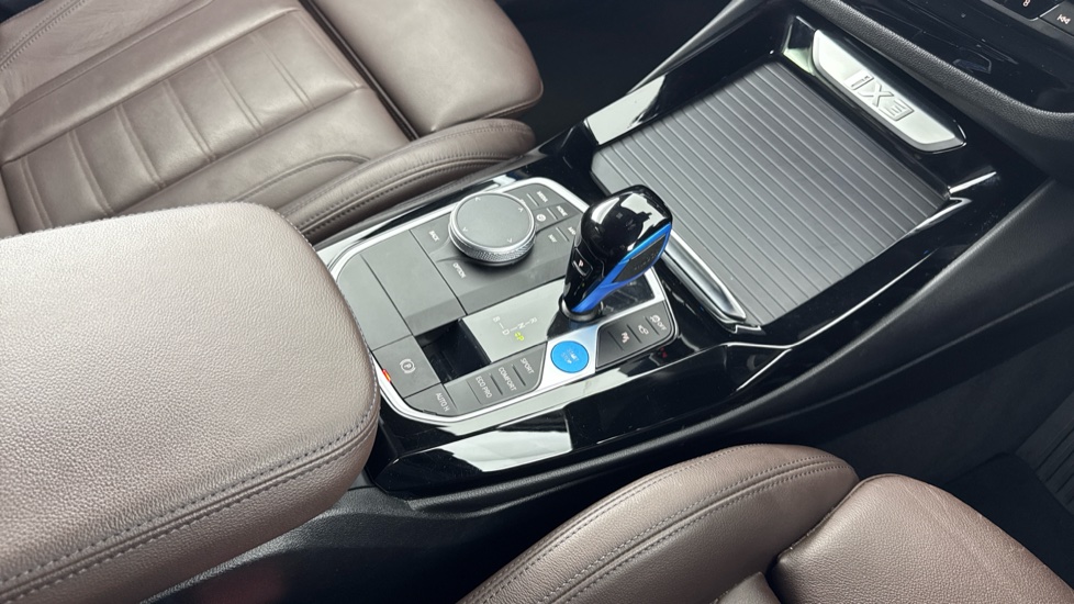 BMW iX3 210kW M Sport Pro 80kWh 5dr Auto Electric Estate - Image 10