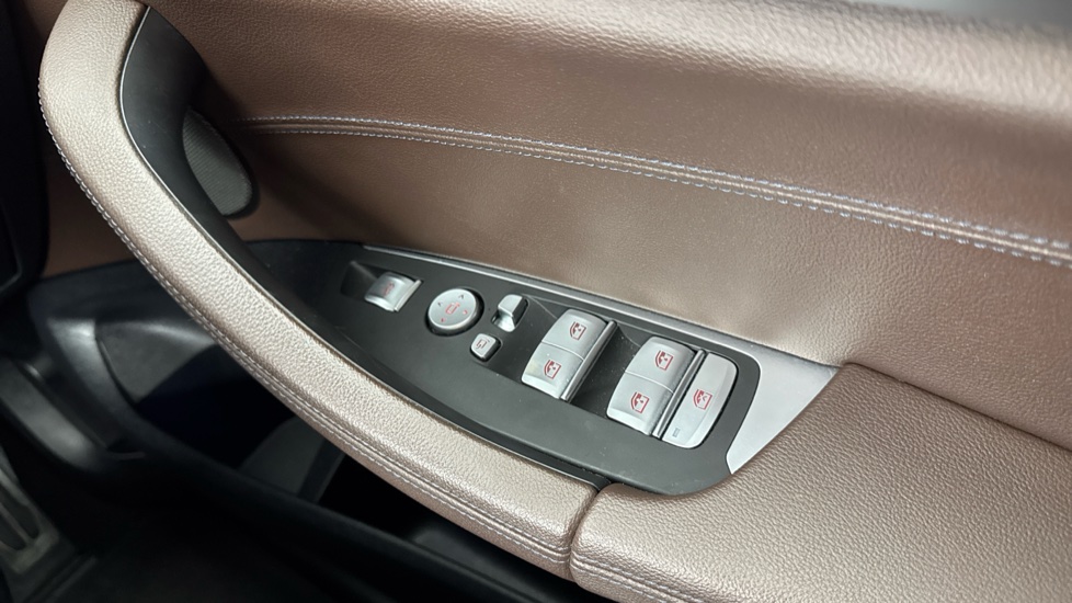 BMW iX3 210kW M Sport Pro 80kWh 5dr Auto Electric Estate - Image 55