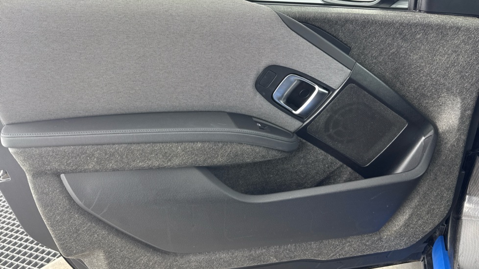 BMW i3 135kW S 42kWh 5dr Auto Electric Hatchback - Image 33