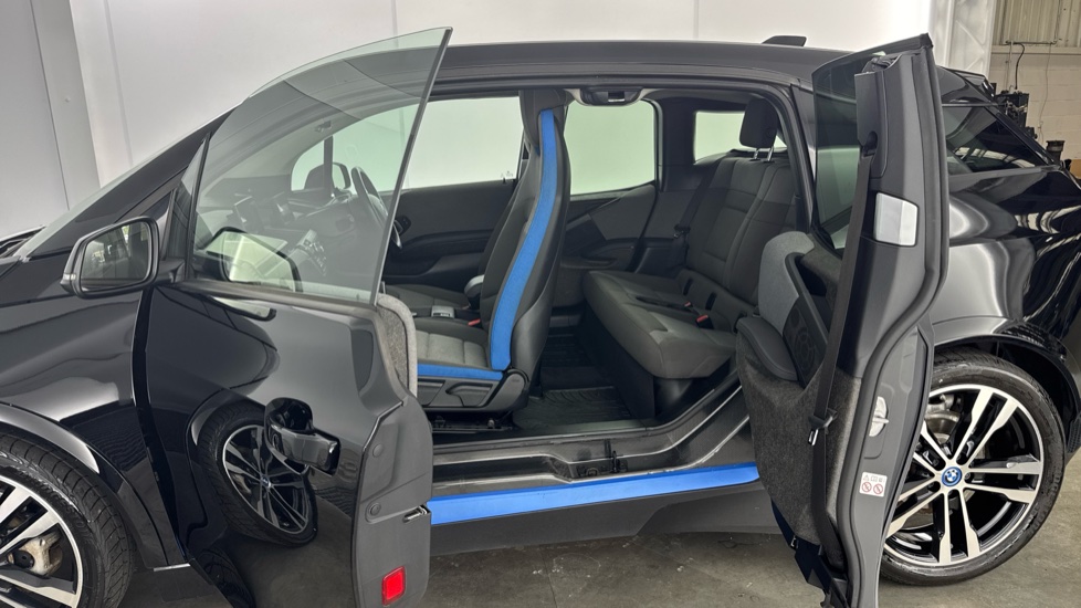 BMW i3 135kW S 42kWh 5dr Auto Electric Hatchback - Image 34