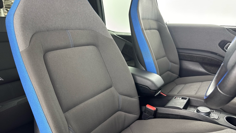 BMW i3 135kW S 42kWh 5dr Auto Electric Hatchback - Image 40