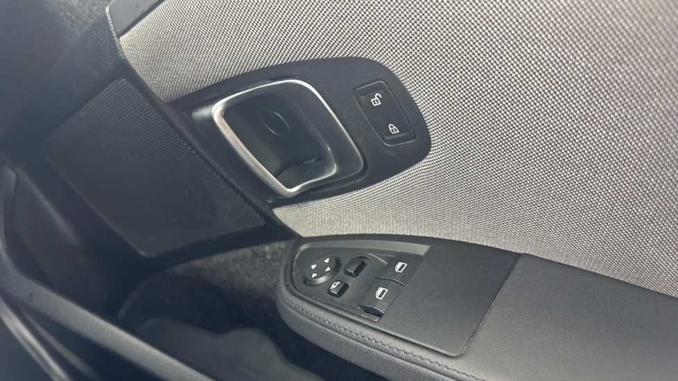 BMW i3 135kW S 42kWh 5dr Auto Electric Hatchback - Image 43
